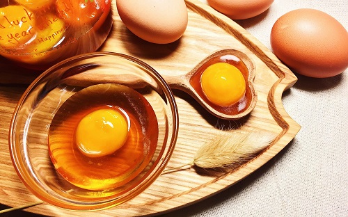 Trứng gà, mật ong và gừng giúp tăng cân hiệu quả
