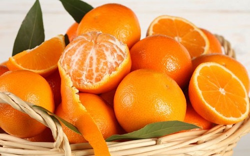 Cam là loại trái cây chứa nhiều Vitamin C