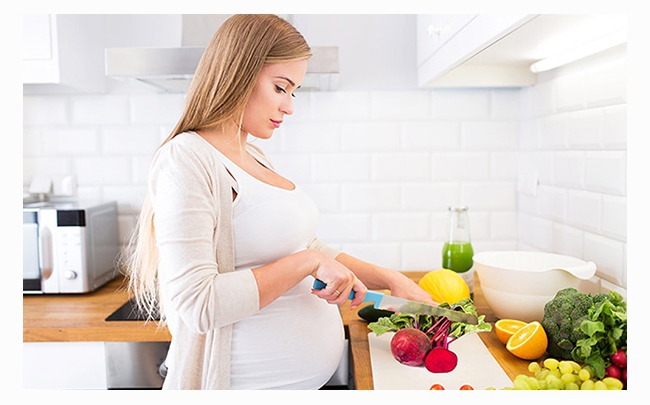 Mẹ bầu cần biết: Mới có bầu nên ăn gì tốt cho mẹ và bé?