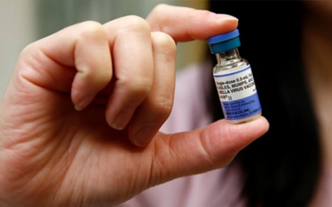 New York mạnh tay đối phó nạn bài trừ vaccince sởi