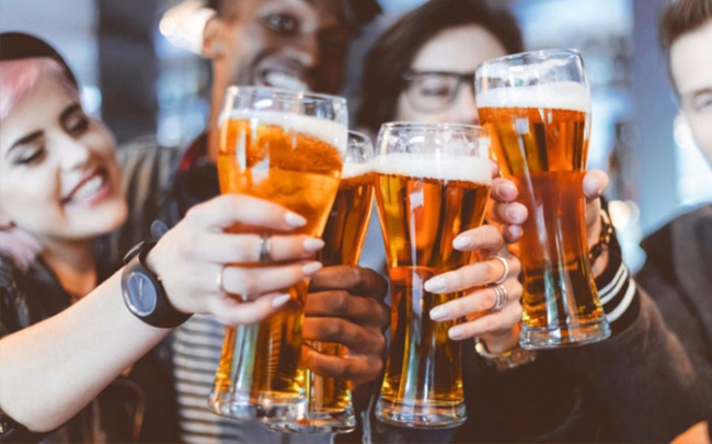 Nghiên cứu mới về rượu bia và bệnh gan: Hai ly mỗi ngày có thể là quá nhiều cho nam giới
