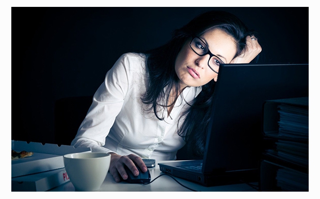 Cảnh báo: 10 tác hại của thức khuya với phụ nữ