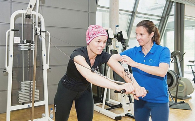 Thể dục là liều thuốc chữa ung thư: Bệnh nhân nên tập luyện thế nào là vừa phải?