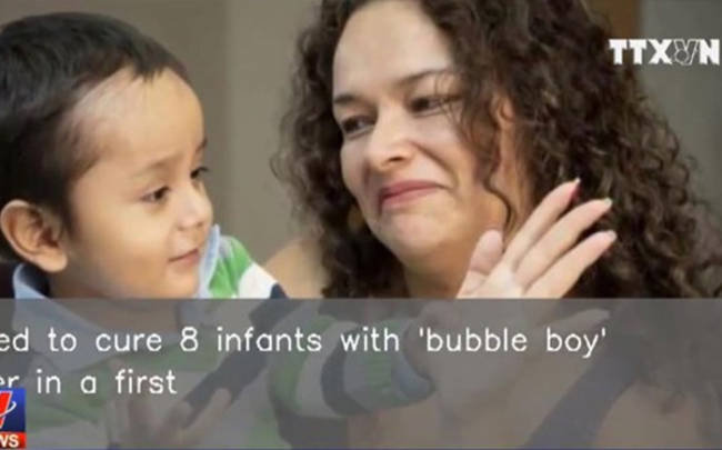[Video] Bác sỹ Mỹ dùng virus HIV chữa bệnh 'em bé bong bóng'